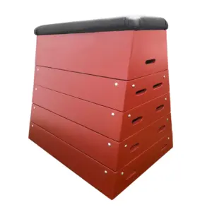 TABURETE DE MADERA - 5 CUERPOS