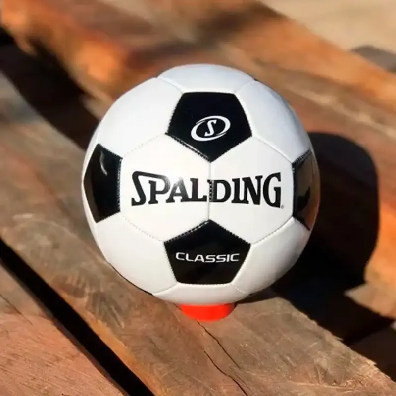 PELOTA PARA FÚTBOL SPALDING CLASSIC BLANCO/NEGRO TALLA #5 - Imagen 2