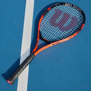 RAQUETA DE TENIS WILSON PRO STAFF PRECISION JR 26¨ - Imagen 4